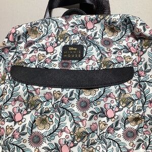 Disney  Minnie Mouse  Bioworld Backpack  Pink Minnie Heads, Yellow Blue Flowers